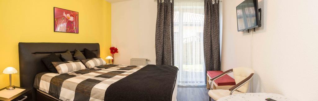 B&B Trobisch Dresden Bagian luar foto